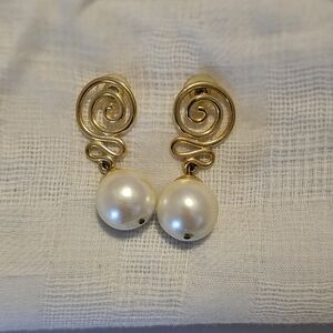 Gold Swirl Pearl Drop Earrings - Classic Elegance
